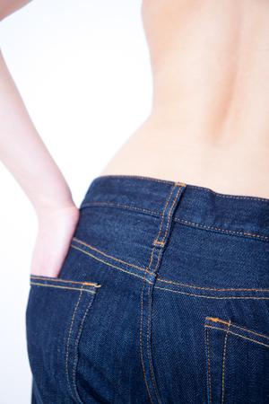 エステティックサロンで脱毛を行う